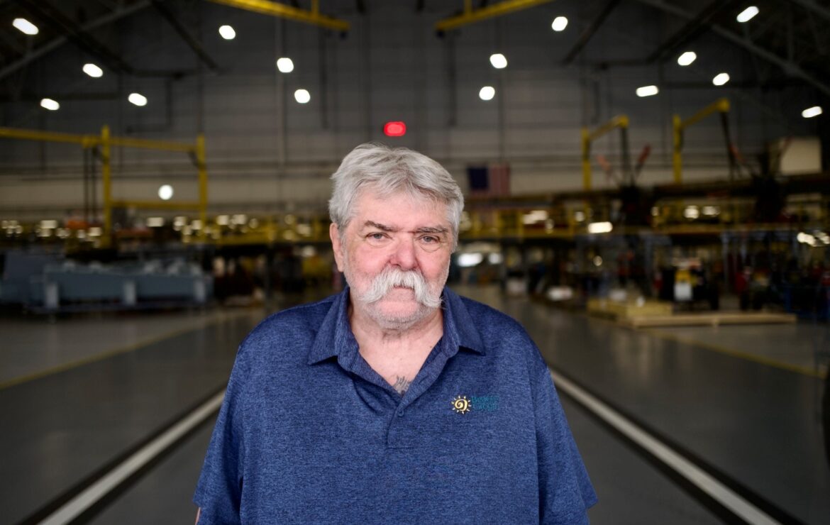 Terry McDade Wins Source America Honor Roll for Veterans Award